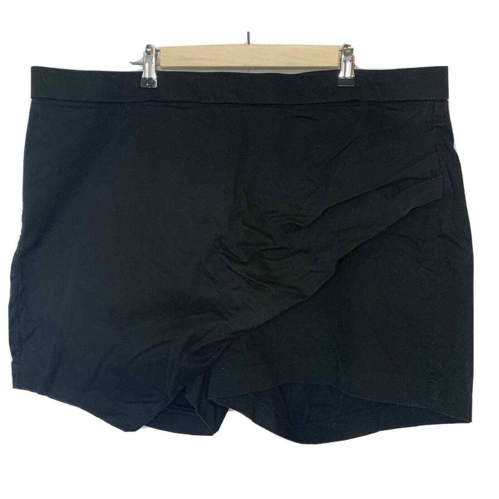 TORRID Women's SZ 22 Black Stretch Origami Skort Shorts but runs small